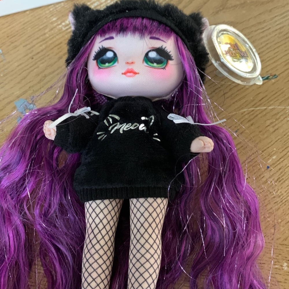 na na na surprise doll